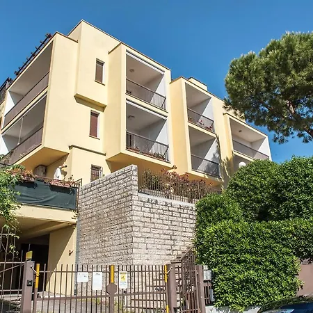 Numana, Con Garage Vicino Al Mare - N060 *
